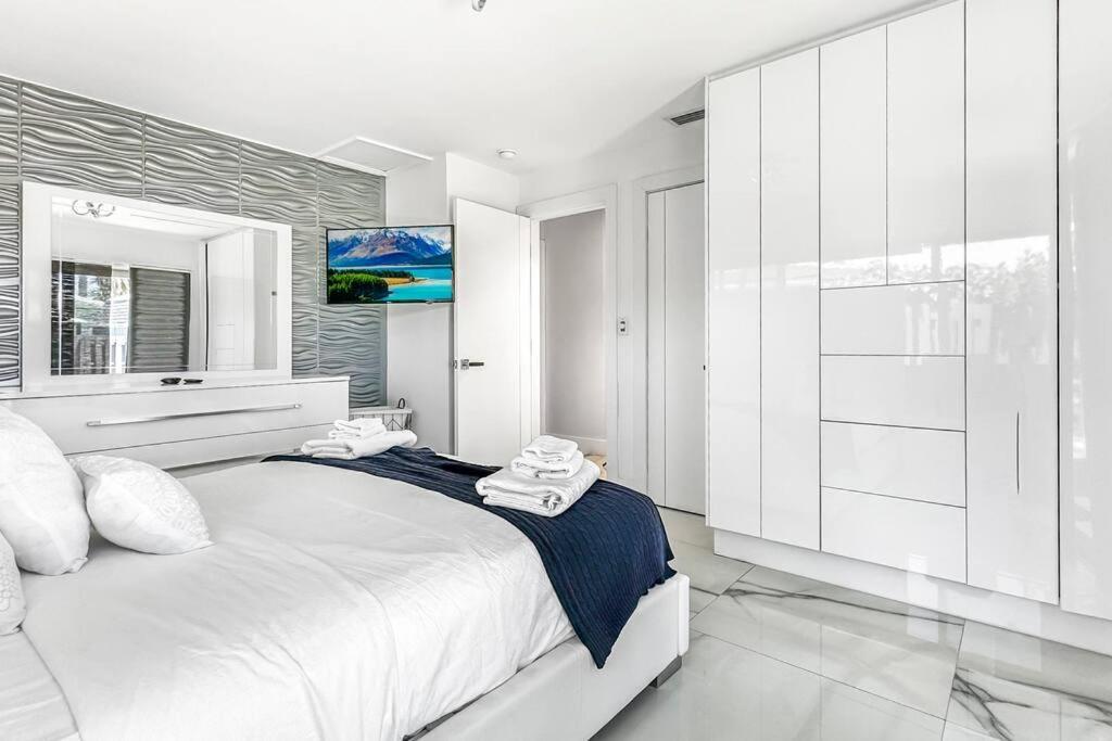 Amazing Home W Heated Pool 8 Mins To The Beach Lighthouse Point Exterior foto